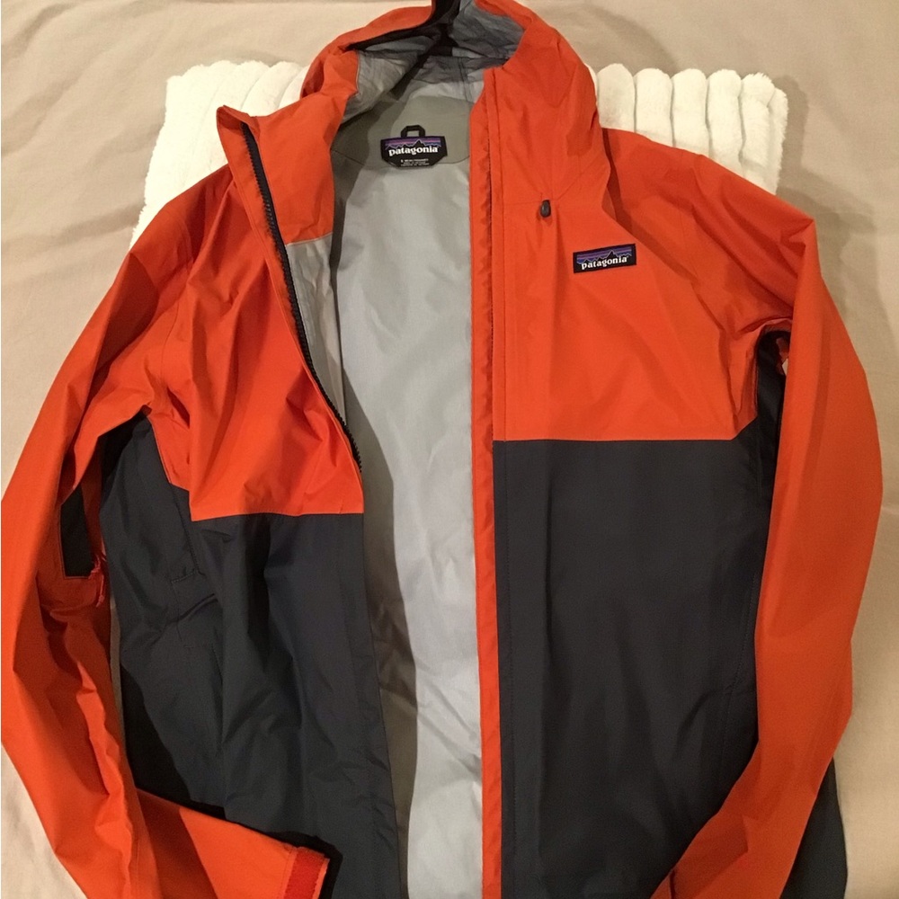 Men’s small Patagonia rain jacket.. worn once